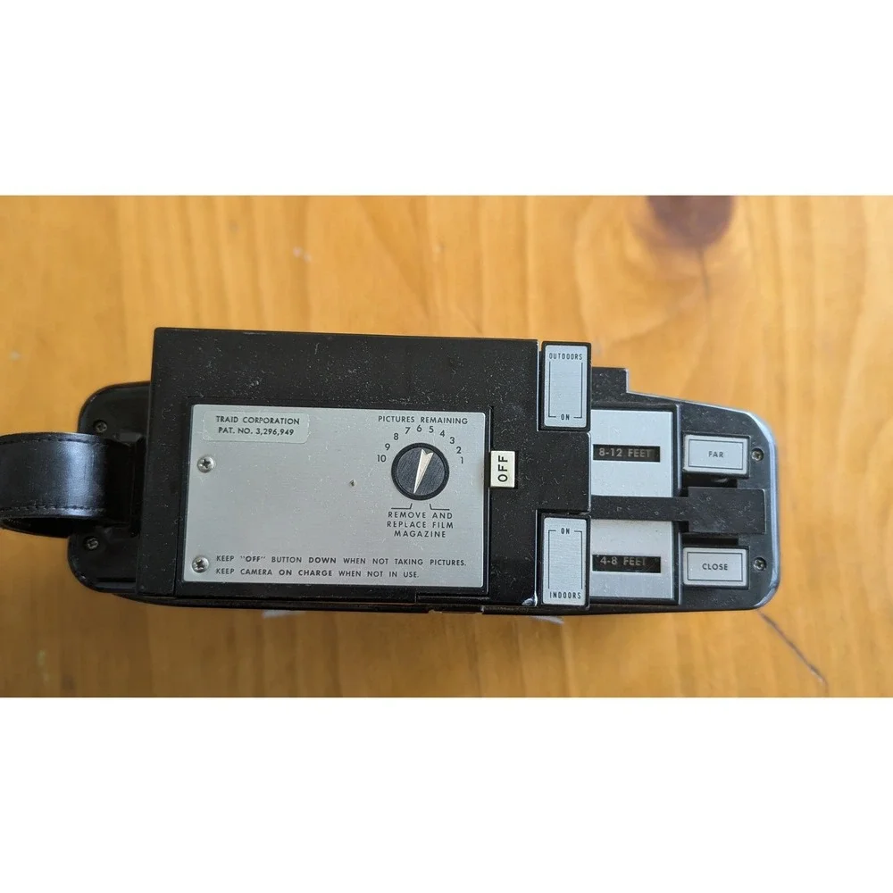 Fotron III Instant‎ Camera Black with Flash Bulb Attachment Vintage